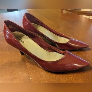 Dexter maroon kitten heels